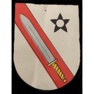 P013 emblem